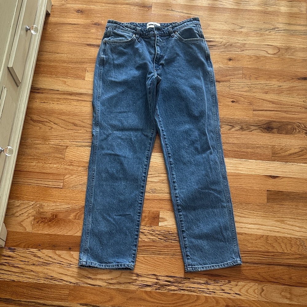 Wrangler women’s relax fit  Blue Jeans size 10